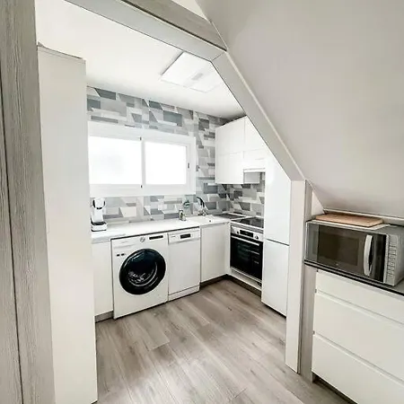 Duplex Center *