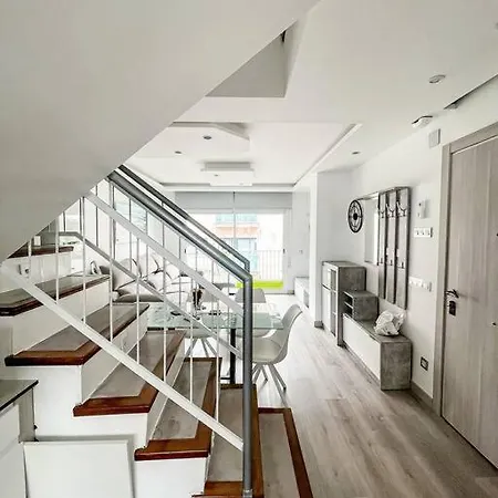 Duplex Center 公寓 卡拉费尔