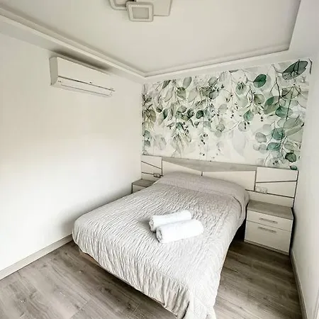 Duplex Center Apartment *