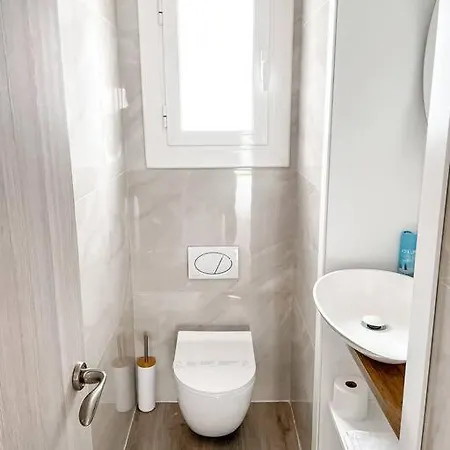 Apartment Duplex Center *